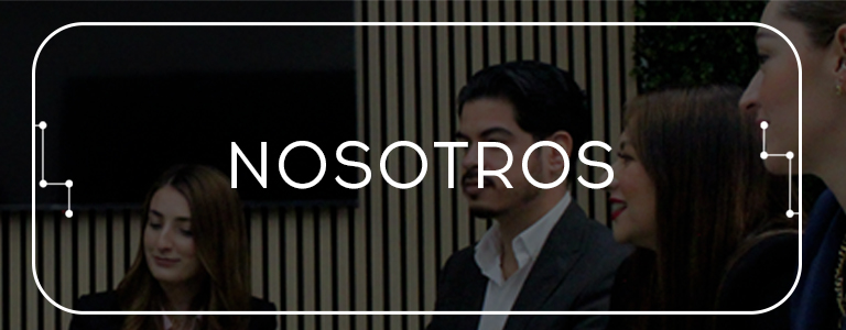 Banner de la sección "NOSOTROS" de IT-Seekers, con un equipo de profesionales en una reunión.